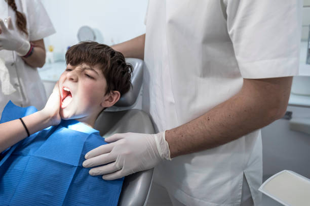 Best Emergency Wisdom Tooth Extraction in Plantsville, CT